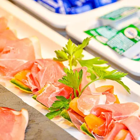 Szálloda Eden - Aktiv- & Wohlfuehlhotel In Tirol Auf 1200m Hoehe Seefeld in Tirol