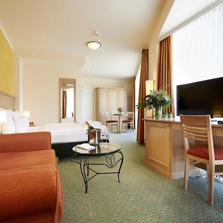 Eden - Aktiv- & Wohlfuehlhotel In Tirol Auf 1200m Hoehe Seefeld w Tirolu