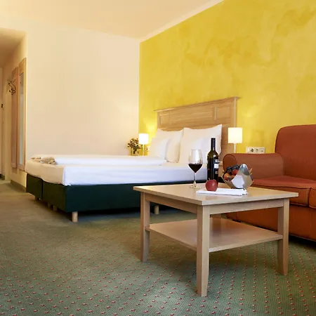 Eden - Aktiv-&wohlfühlhotel In Tirol Auf 1200m Höhe Hotel 4*