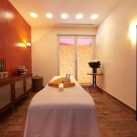 Eden - Aktiv- & Wohlfuehlhotel In Tirol Auf 1200m Hoehe Szálloda