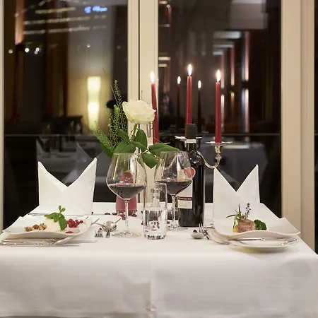 Eden - Aktiv- & Wohlfuehlhotel In Tirol Auf 1200m Hoehe 4* Ζέεφελντ