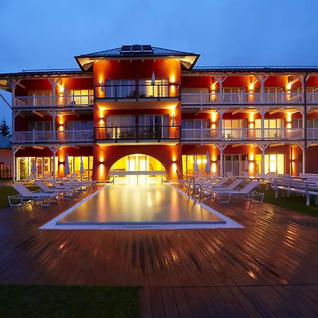 Eden - Aktiv- & Wohlfuehlhotel In Tirol Auf 1200m Hoehe