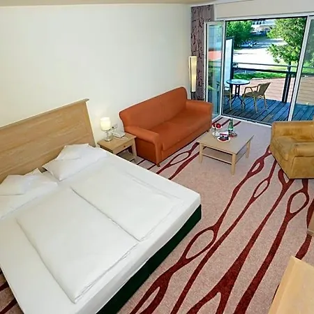Eden - Aktiv- & Wohlfuehlhotel In Tirol Auf 1200m Hoehe