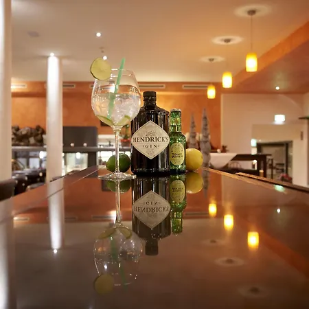 Hotel Eden 4*