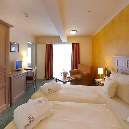 Hotel Eden - Aktiv- & Wohlfuehlhotel In Tirol Auf 1200m Hoehe Seefeld in Tirol