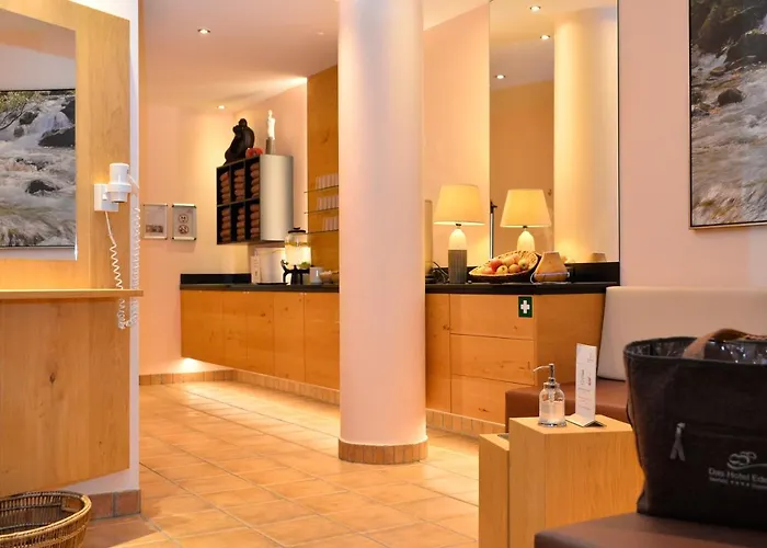 Eden - Aktiv- & Wohlfuehlhotel In Tirol Auf 1200m Hoehe 4* 제펠드 인 티롤