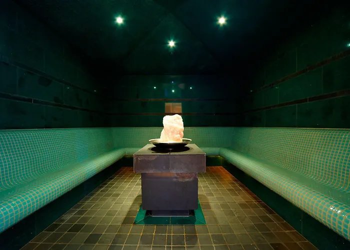 Hotel Eden - Aktiv- & Wohlfuehlhotel In Tirol Auf 1200m Hoehe