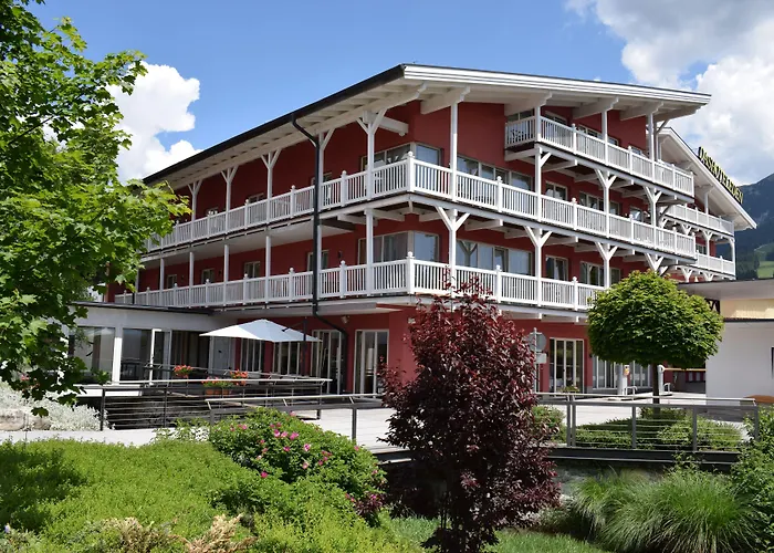 Hotel Eden - Aktiv- & Wohlfuehlhotel In Tirol Auf 1200m Hoehe