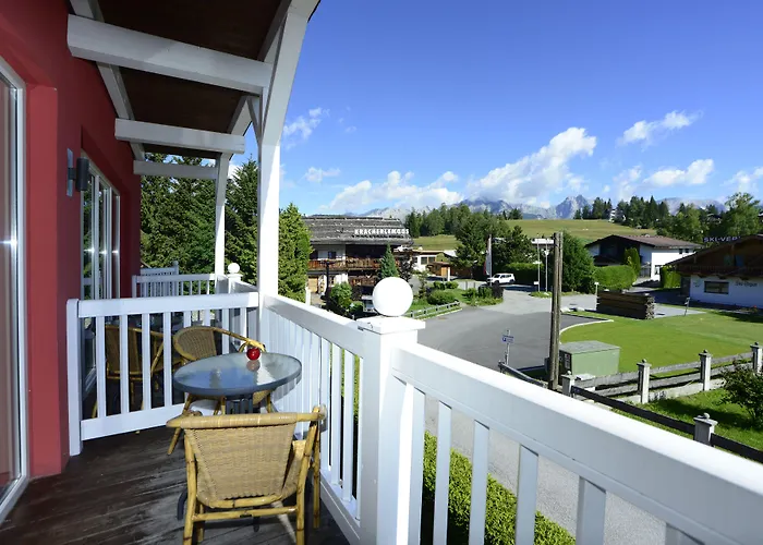 Eden - Aktiv- & Wohlfuehlhotel In Tirol Auf 1200m Hoehe Szálloda